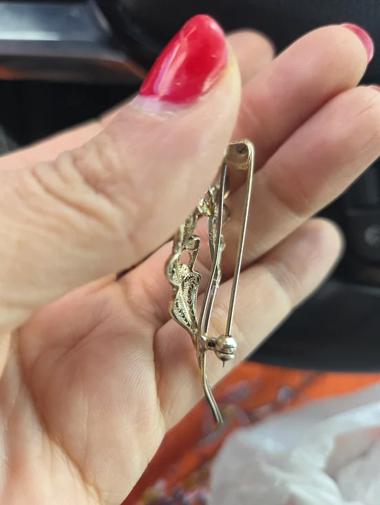 Vintage Floral Filigree Brooch — Authentic Sterling Silver - Marked 800 - Picture 6 of 6